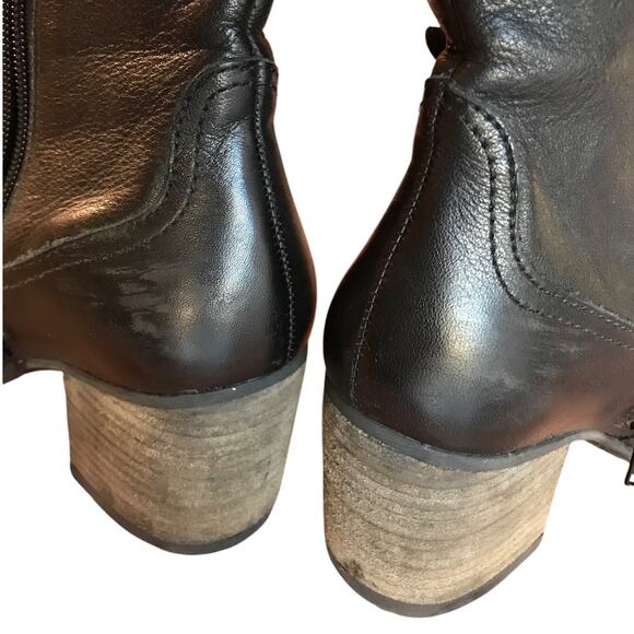 Matisse Distressed Black Leather Moto Style Heeled Booties size 7.5 - Picture 10 of 16
